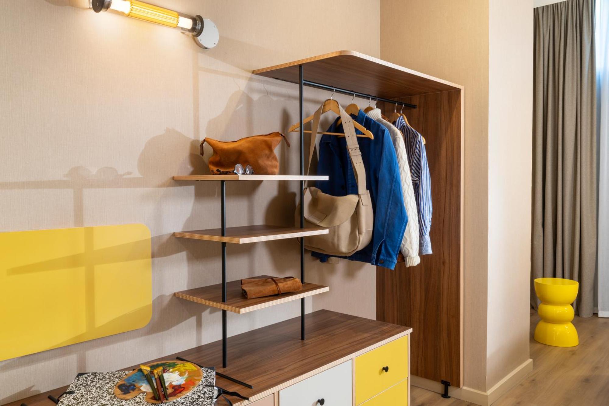 Aparthotel Yuna Montmartre - 4*
