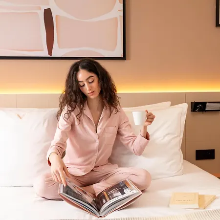 Yuna Montmartre - 4* Parigi