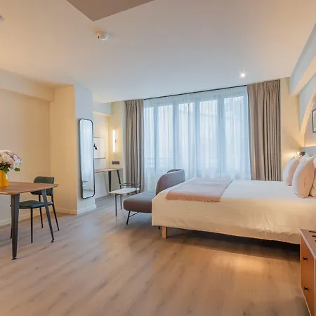Aparthotel Yuna Montmartre - 4*