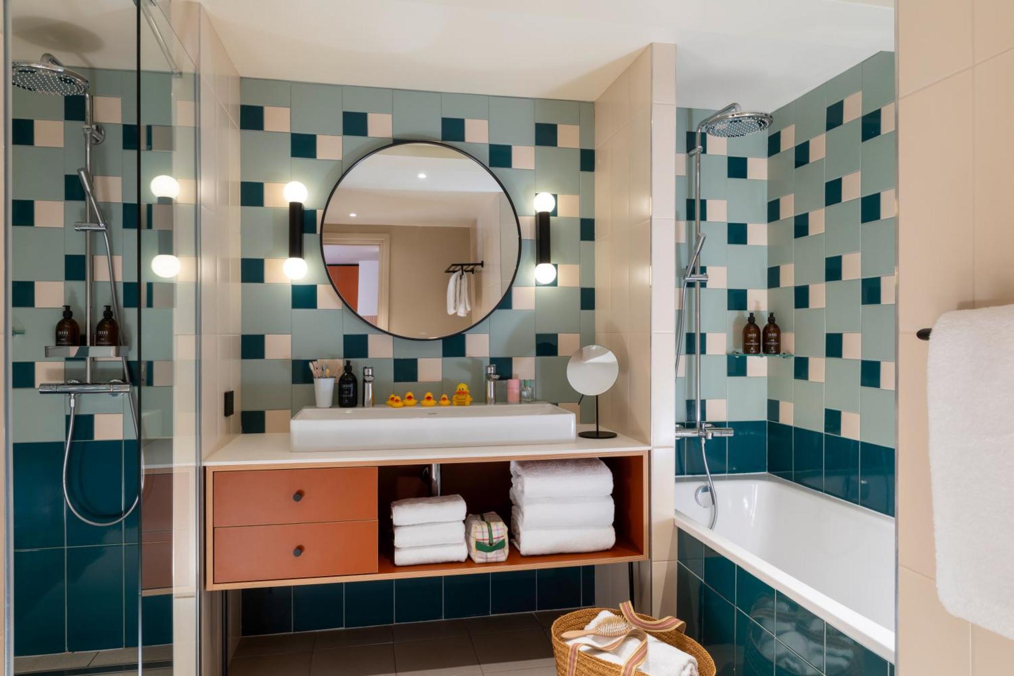 Aparthotel Yuna Montmartre - 4*