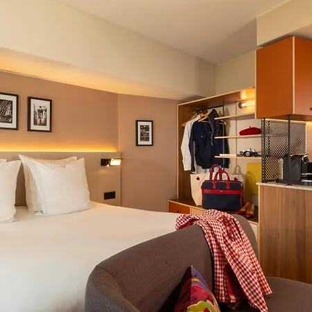 Yuna Montmartre - Aparthotel Paris