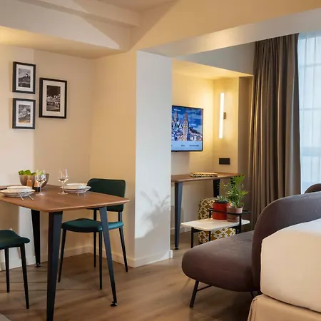 Yuna Montmartre - Aparthotel Paris