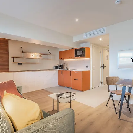 Aparthotel Yuna Montmartre - 4*